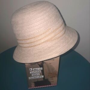Giovannio New York Cream Swirl Look And Feel Of Suede Bucket Hat